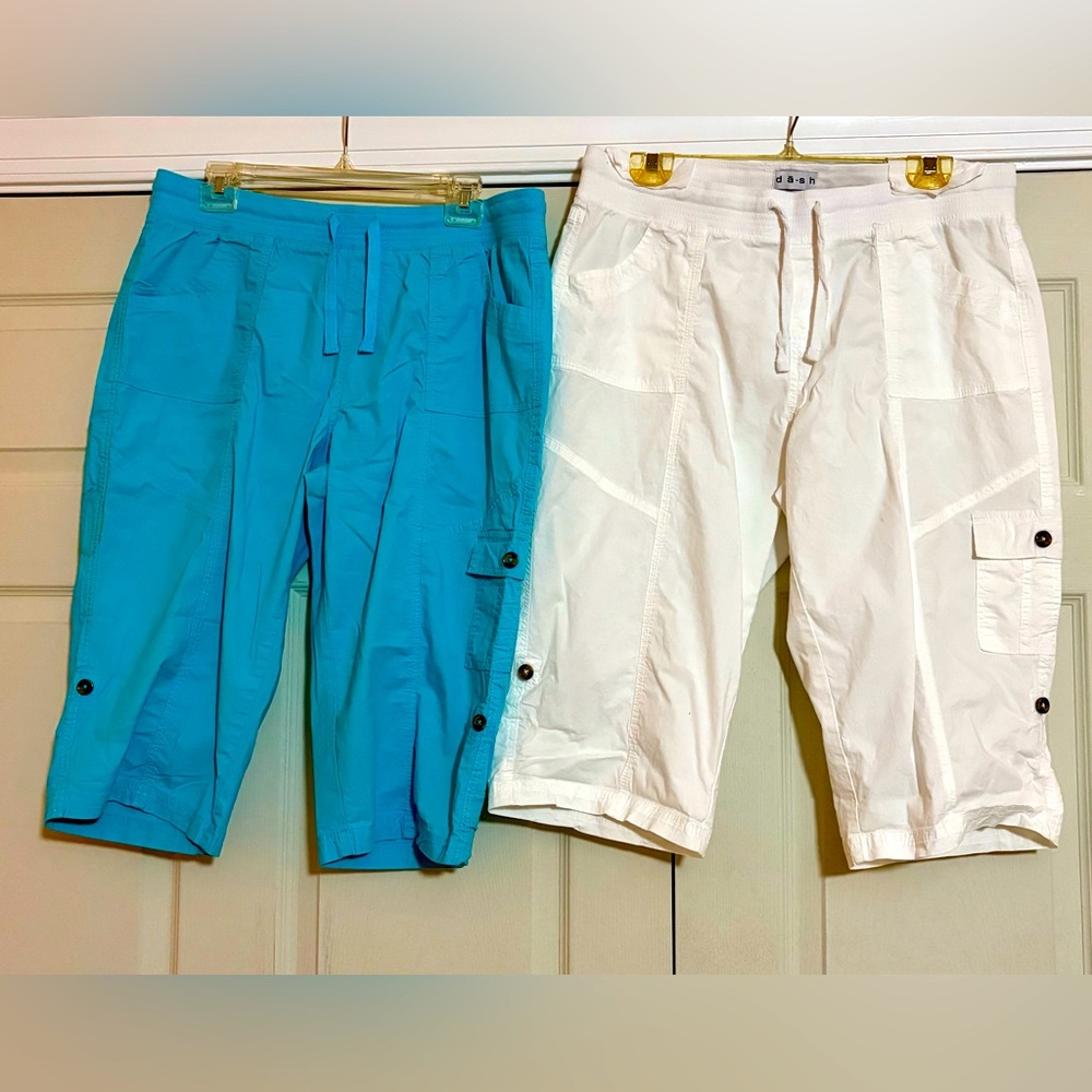 da-sh Cargo Capris (2) Teal & White, PXL. Adjust Leg Length w Tab & Button. EUC